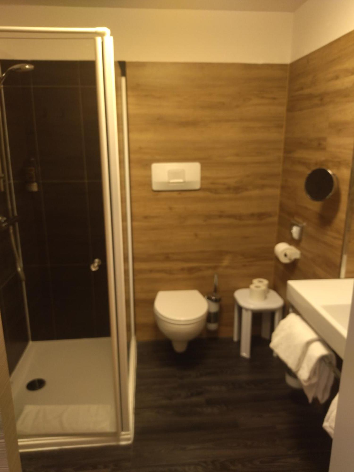 Hotel Sole מאלצ'סינה מראה חיצוני תמונה